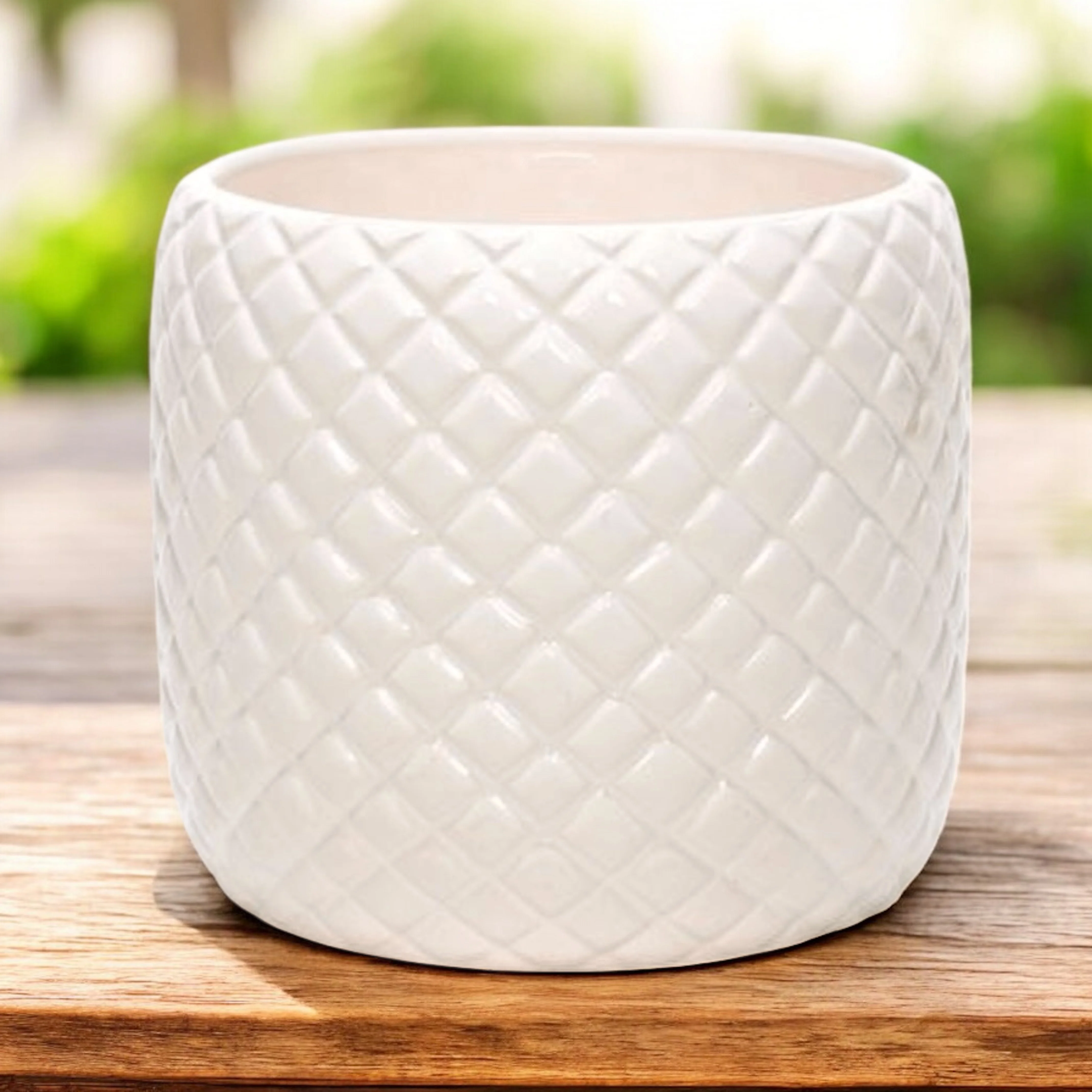 Vas decorativ din ceramica Pineapple White D12