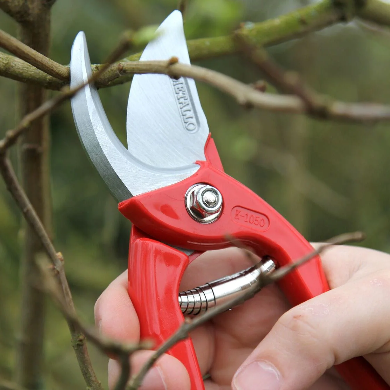 Foarfeca profesionala tip bypass Metallo K-1050 – pomicultura si viticultura